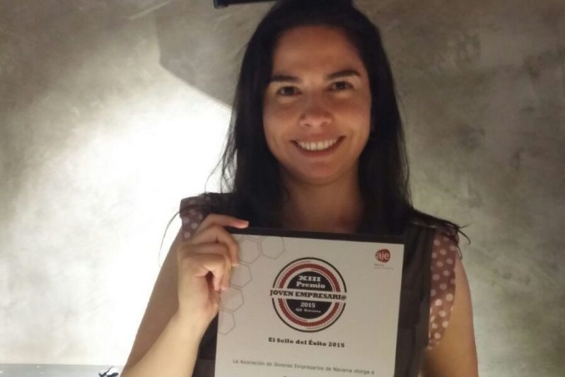 Marcela Vega con el Premio